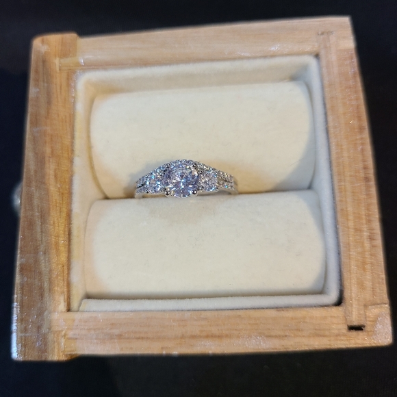 Charmed Aroma Ring Size 7 - Picture 1 of 4